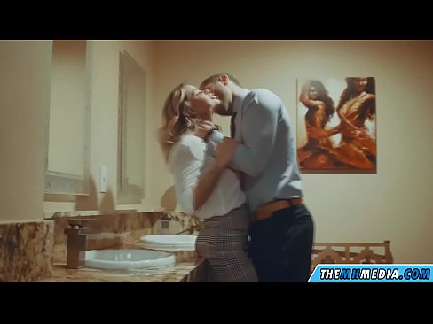 ❤️ Apabila awek berambut perang menggoda anda di tandas awam Video lucah pada kami ms.risegame.top ️❤